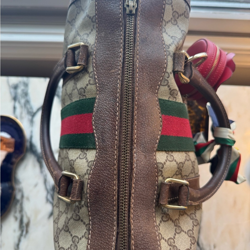 Gucci Ophidia Satchel Monogram Bag. Comes with cherry 🍒 charm - Picture 5 of 15